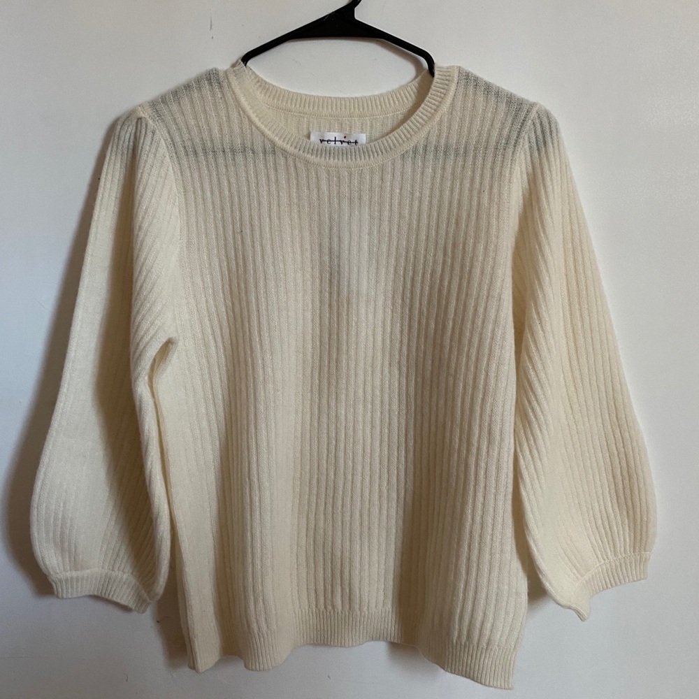 Puff sleeve sweater
